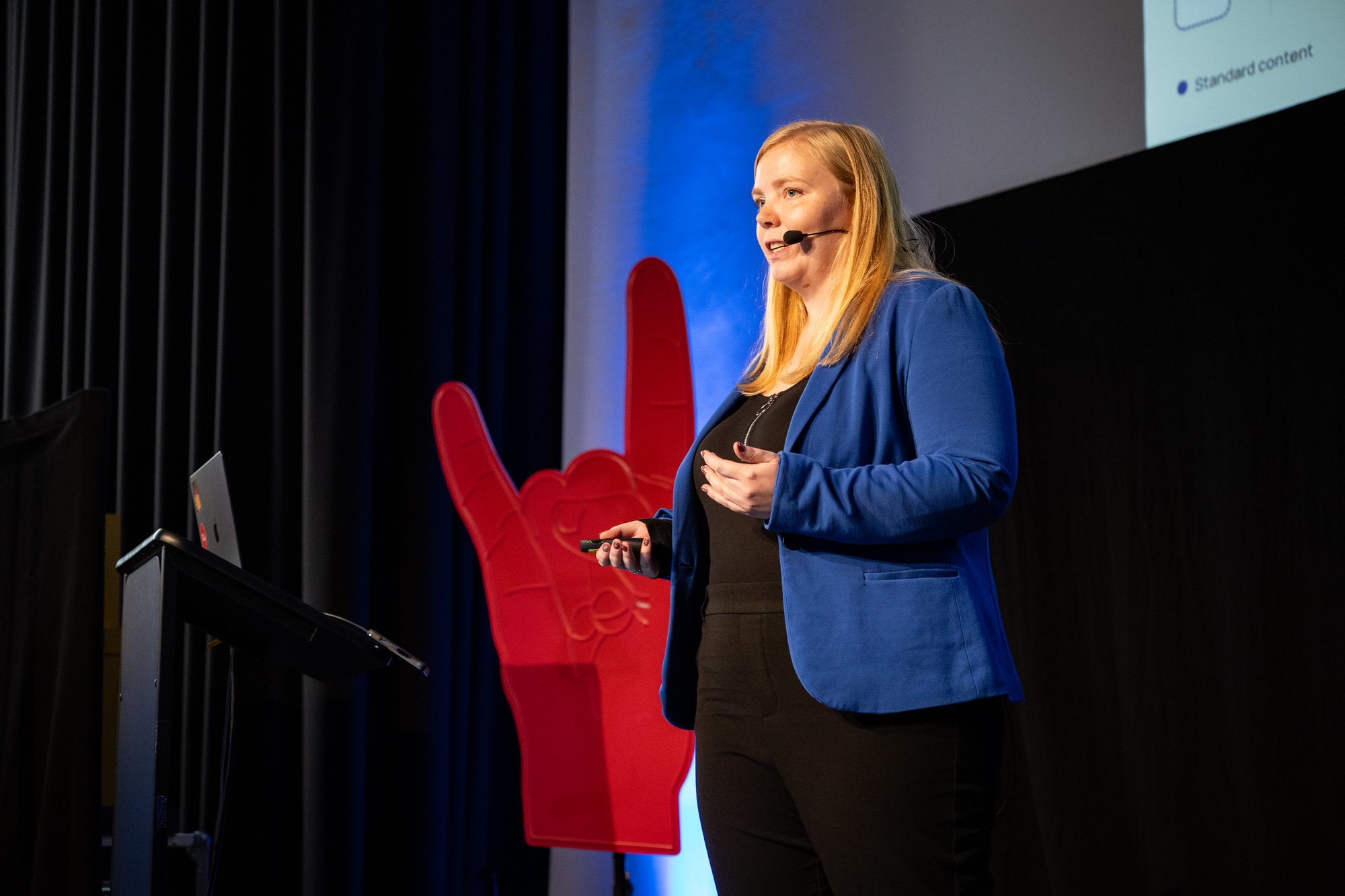 Karolien Vanherp op podium